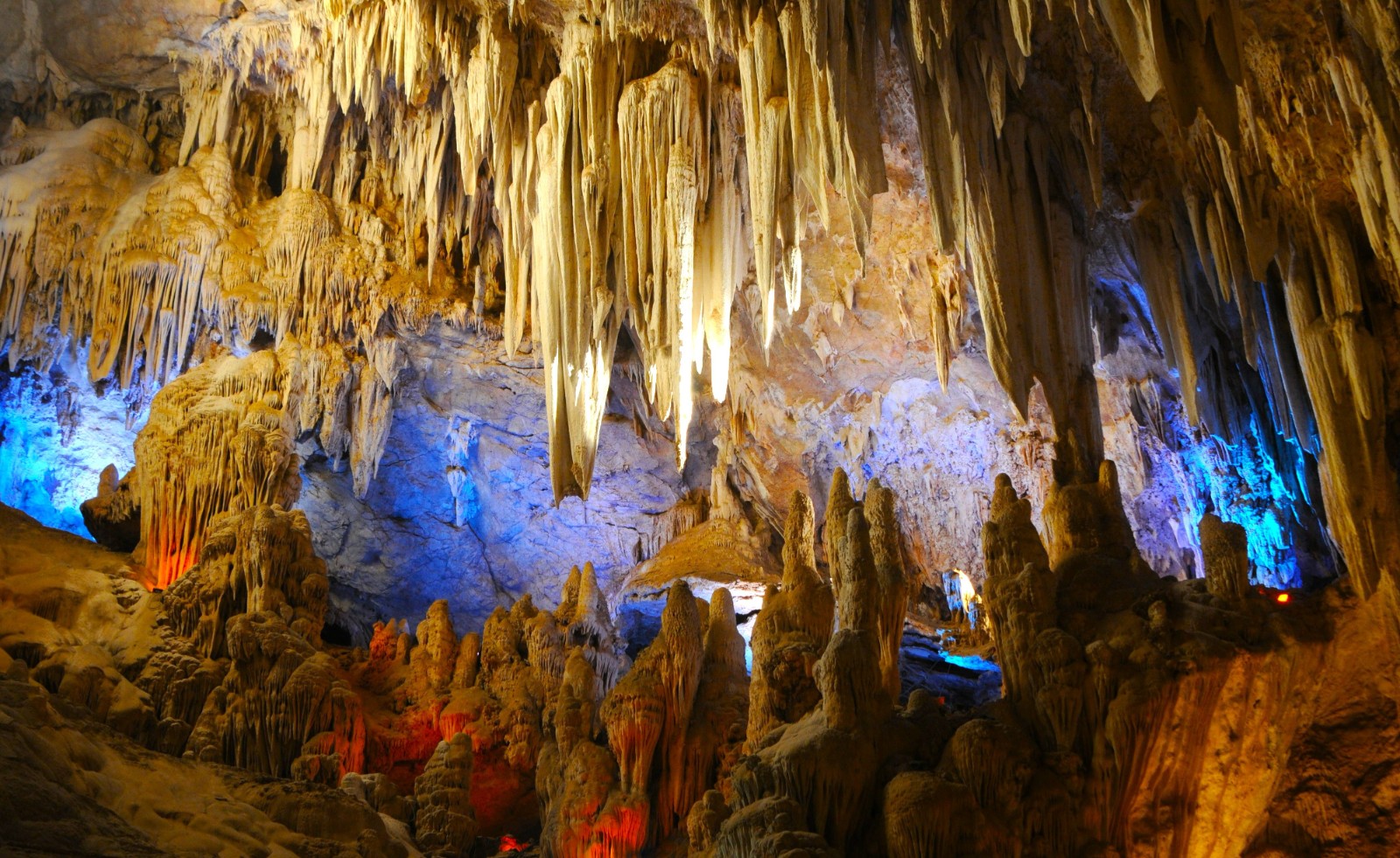 DSC_8697 九乡溶洞.jpg